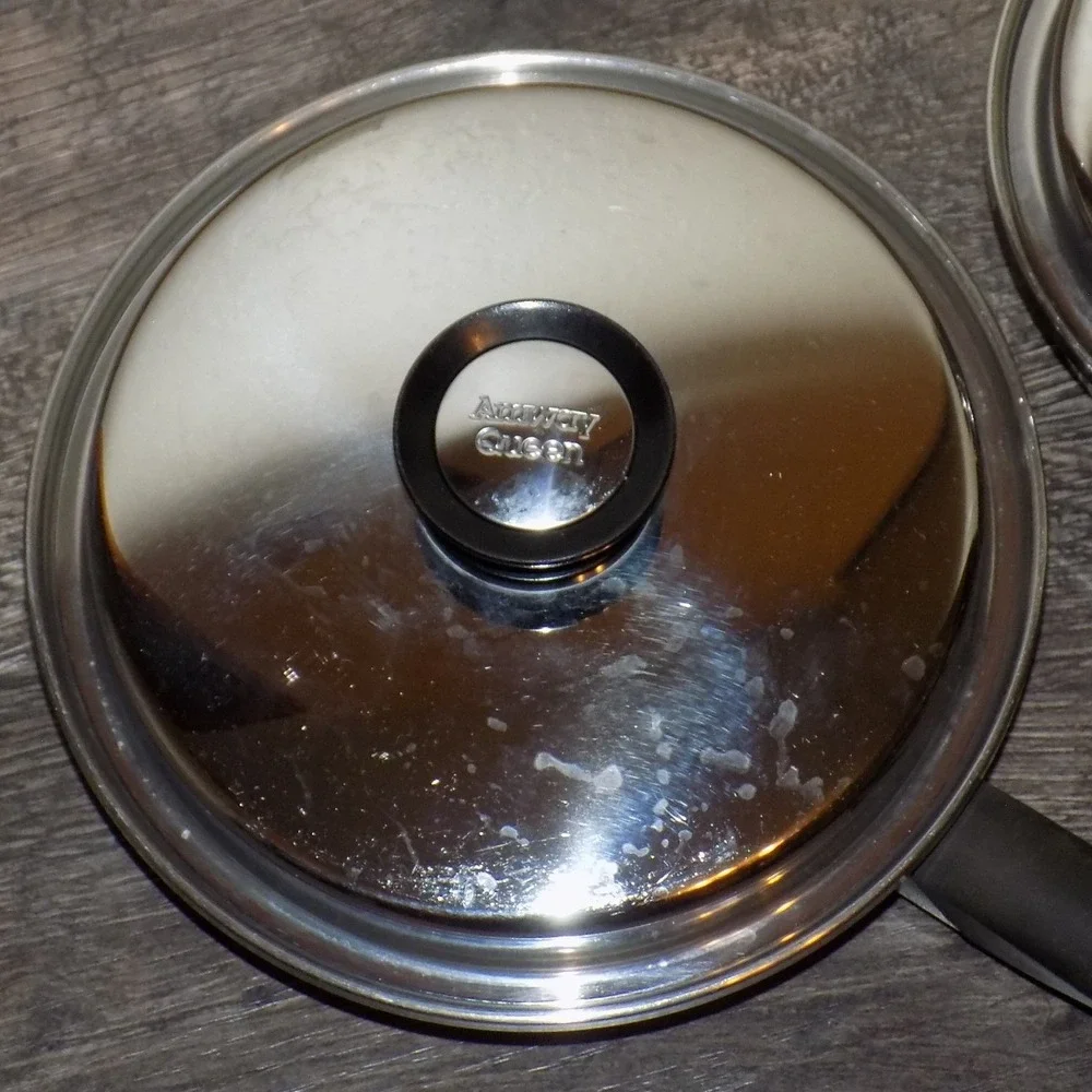 Amway Queen Saucepan Set Unisex OS Silver Good Multi-Ply Stainless Steel Pots